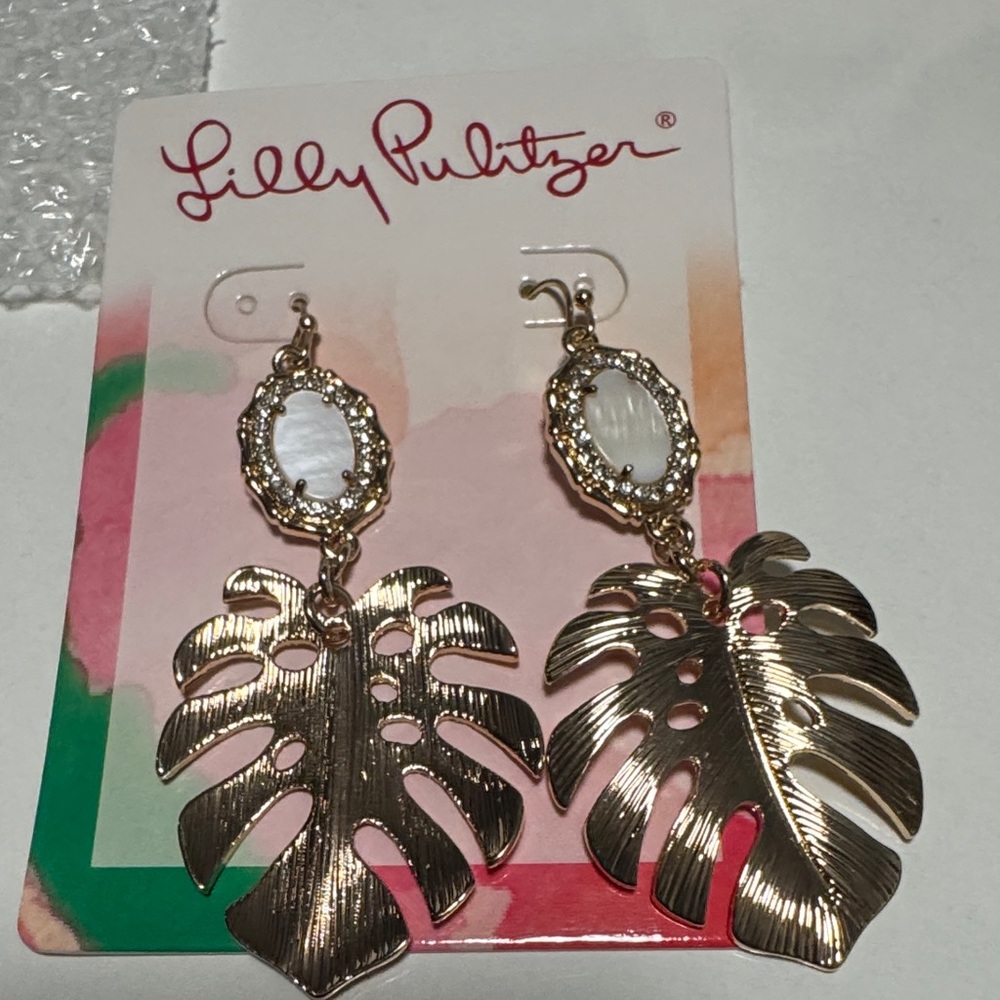 Lilly Pulitzer Gold Monstera Leaf Drop Earrings NWT (BR1212/4) - Picture 3 of 4